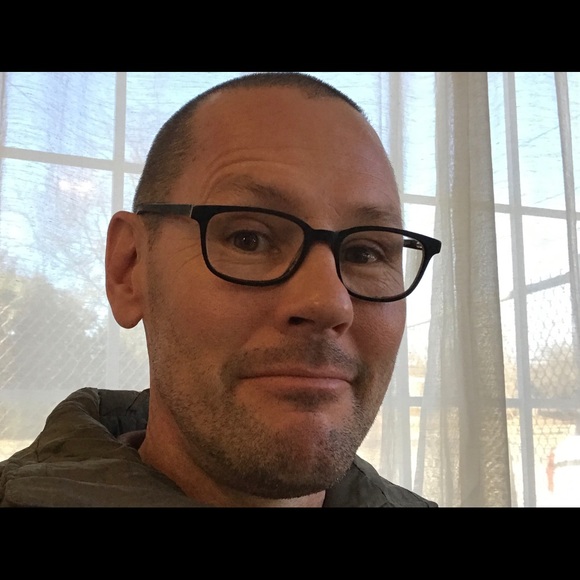 Meet your Posher, Troy - Picture 1 of 1